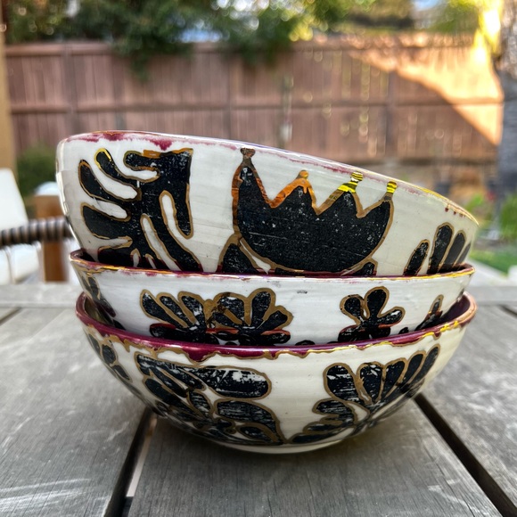 Studio Art Pottery Glazed Floral Bowls Set of Three Artist Signed Gold Trimmed - Picture 7 of 12